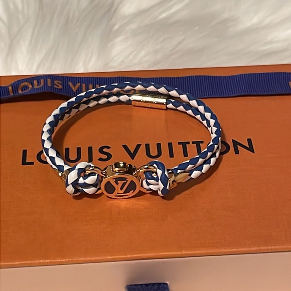 Louis Vuitton by the Pool Click it Bracelet - Picture 4 of 5